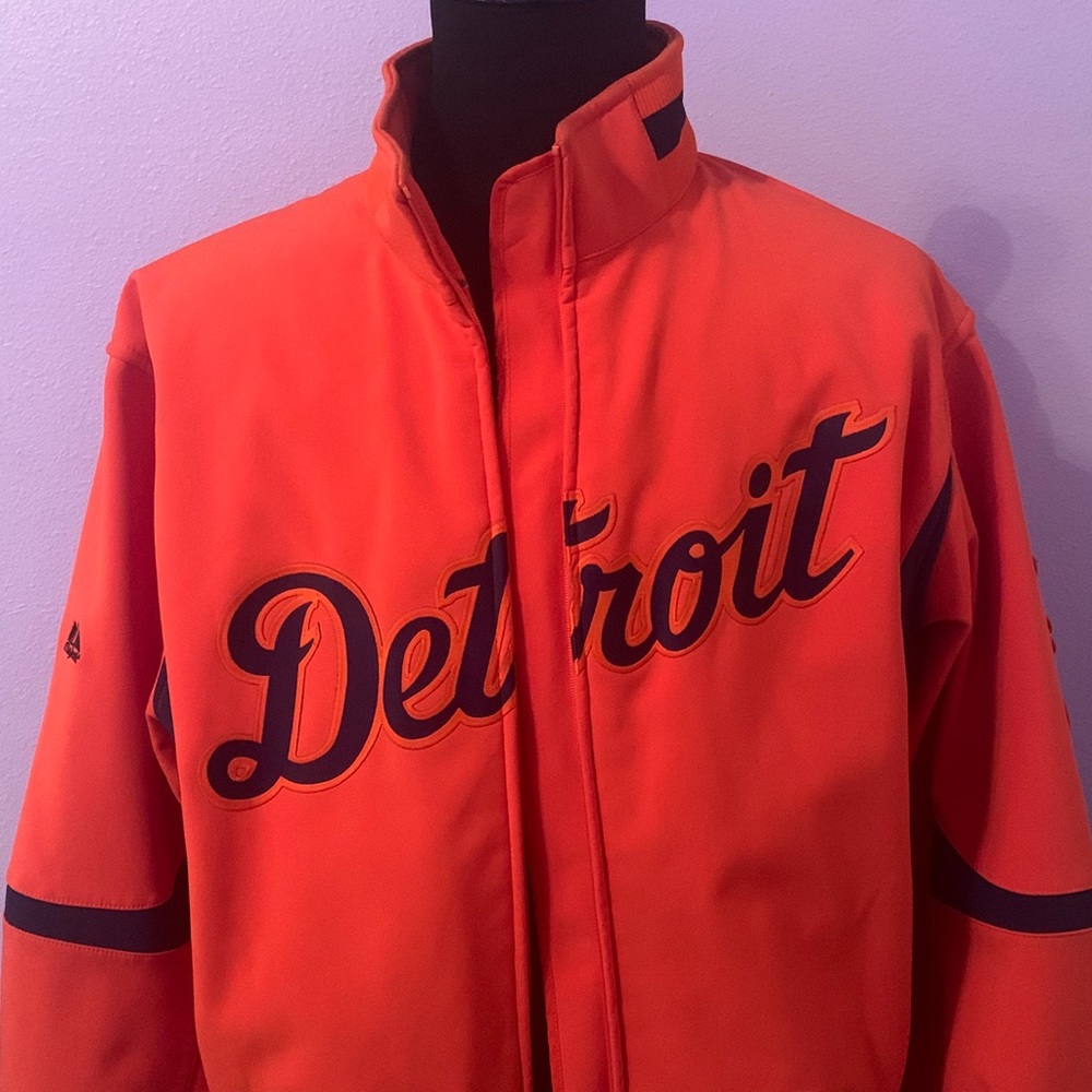 Detroit Tigers On-Field Therma Base Premier Jacket